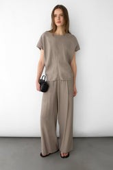 CRINKLED RAYON SHORT SLEEVE TOP