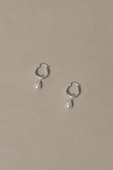 FRESH WATER PEARL EARRINGS