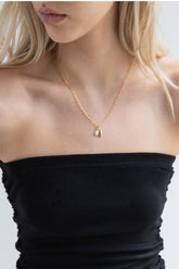PEARL AND PEBBLE PENDANT NECKLACE