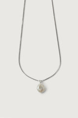NATURAL PEARL PENDANT NECKLACE