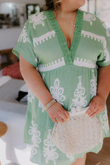 Resort Chic Mini Dress in Green Curves