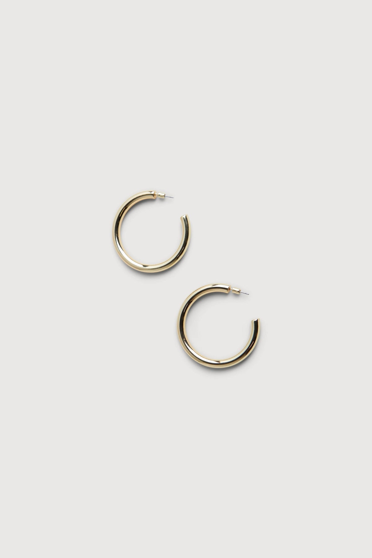 LARGE THICK HOOPS
