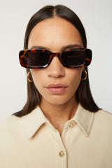 RECTANGULAR SUNGLASSES