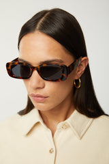 RECTANGULAR SUNGLASSES