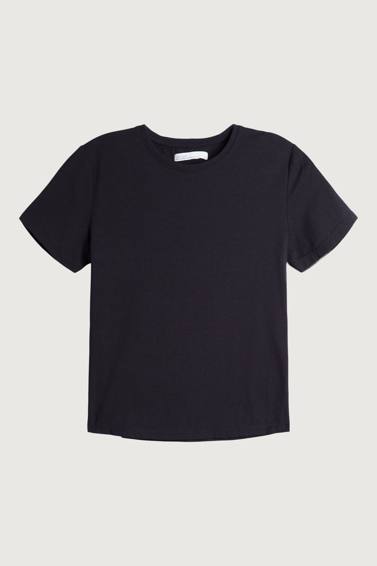 CLASSIC CREWNECK T-SHIRT