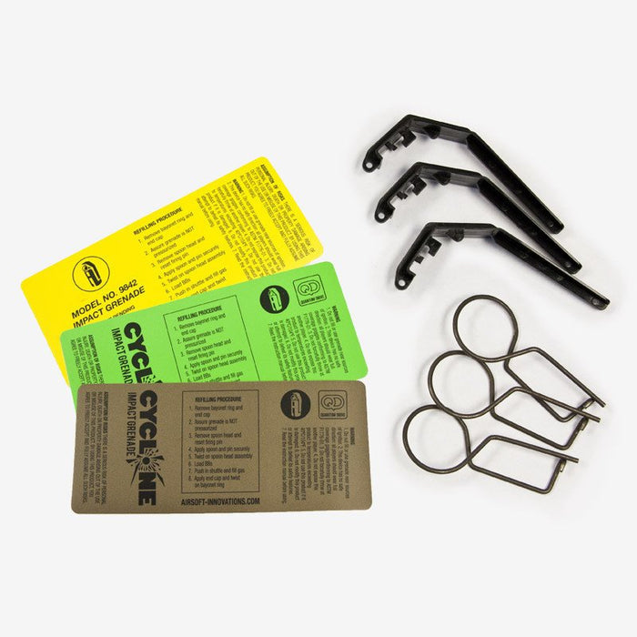 Cyclone Resupply Kit indhold med pins, spoons og grenade kapper