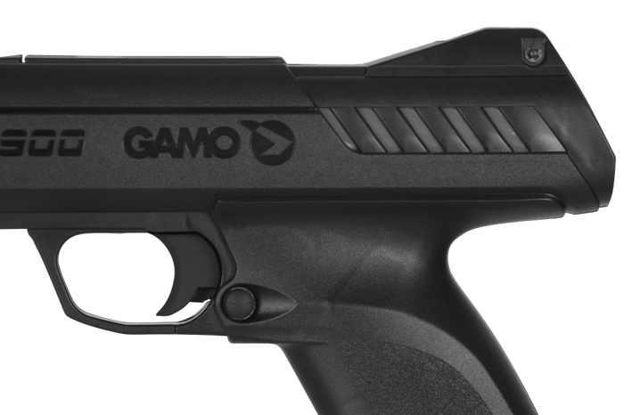 Billede af Gamo P-900 luftpistol sæt i en hvid baggrund
