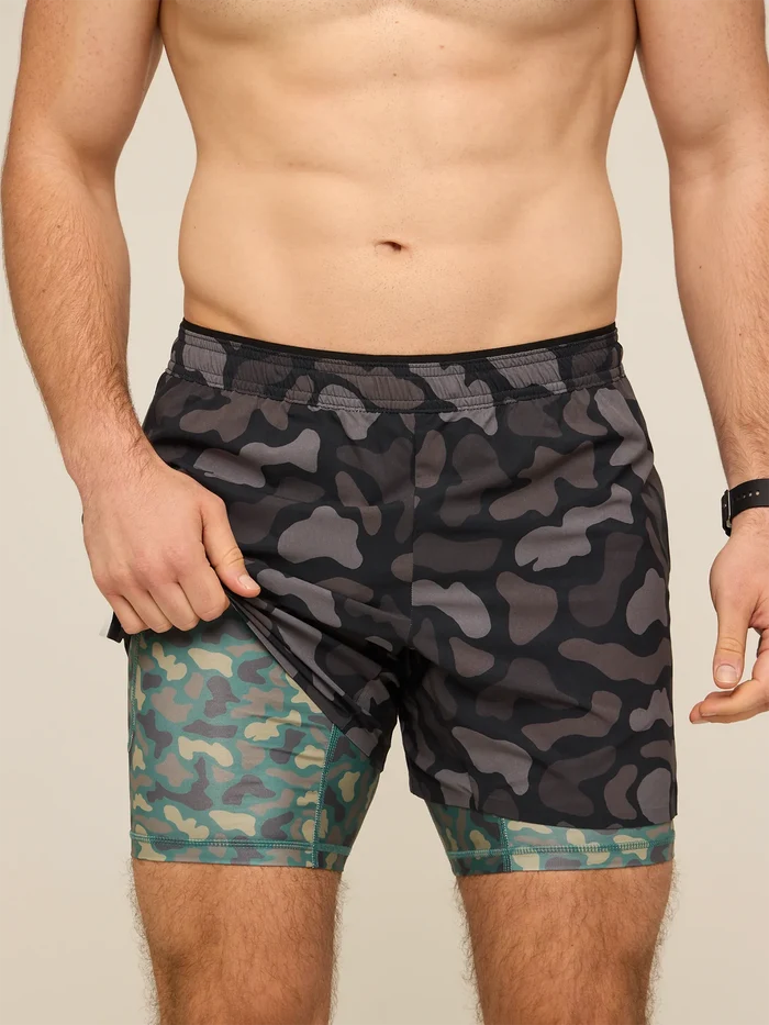 The Duck & Covers 5.5" (Ultimate Training Short)- Black - Image 2 - Chubbies Shorts